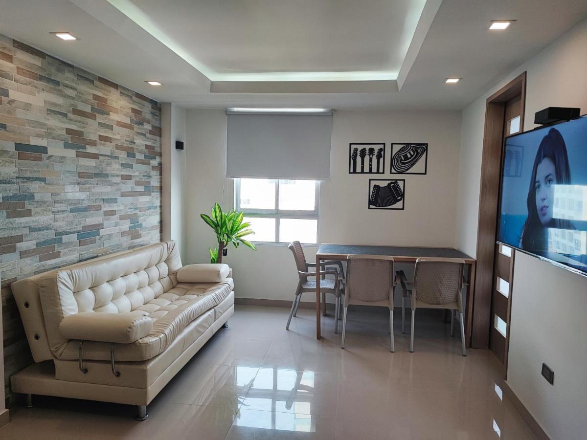 Apartment Moderno El Laguito Junto Al Mar 705 *