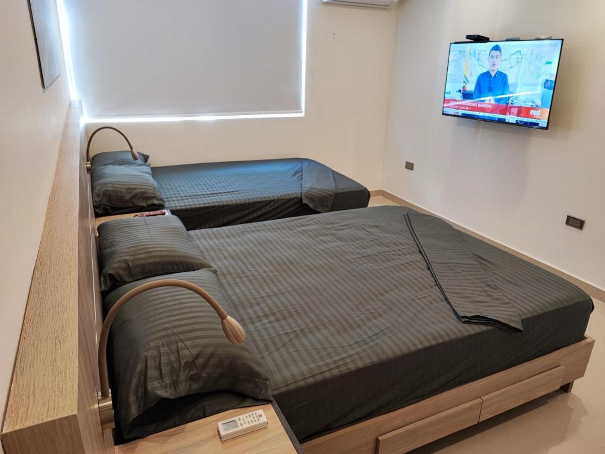 Moderno El Laguito Junto Al Mar 705 Apartamento