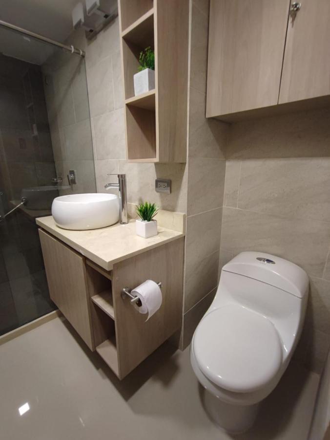 Apartamento Moderno El Laguito Junto Al Mar 705